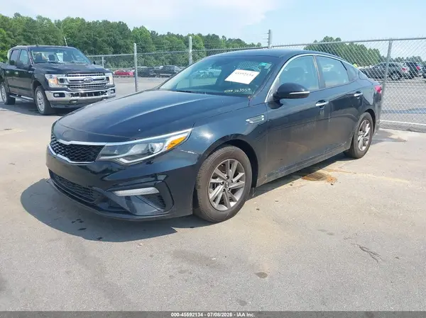 5XXGT4L37KG363559 2019 KIA OPTIMA - Image 2