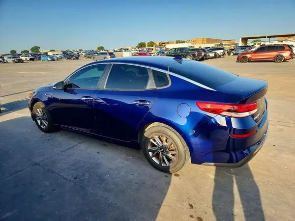 5XXGT4L37KG364095 2019 KIA OPTIMA - Image 2