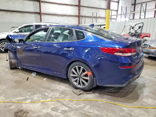 5XXGT4L37KG365103 2019 KIA OPTIMA - Image 2