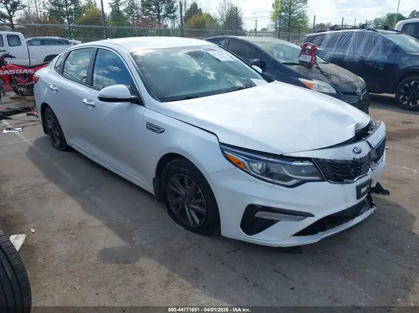 5XXGT4L37KG368678 2019 KIA OPTIMA - Image 1