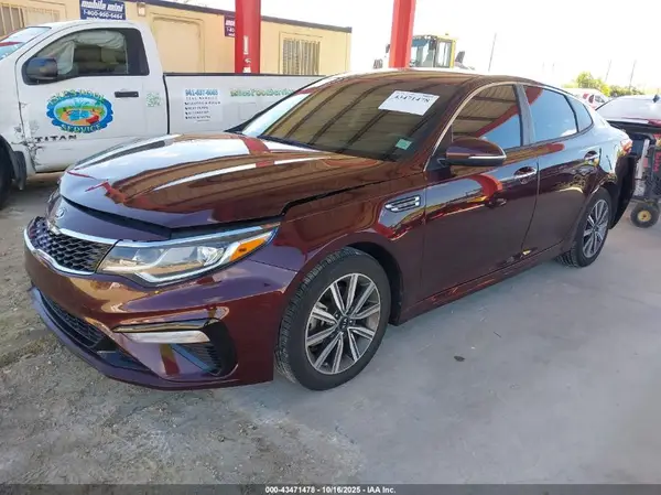 5XXGT4L37KG369085 2019 KIA OPTIMA - Image 2