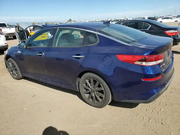 5XXGT4L37KG369359 2019 KIA OPTIMA - Image 2