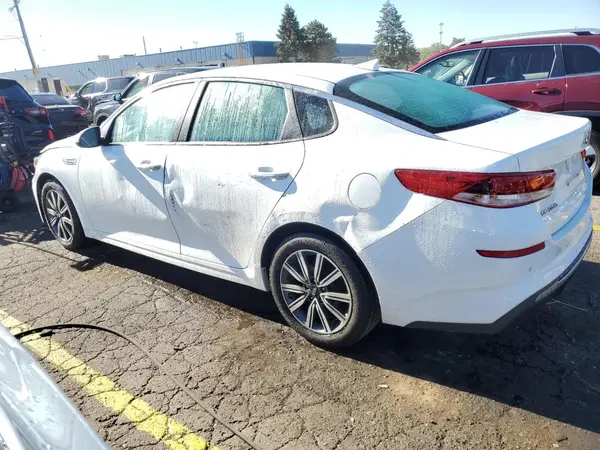 5XXGT4L37KG369748 2019 KIA OPTIMA - Image 2