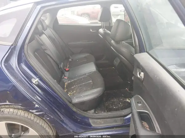 5XXGT4L37KG369975 2019 KIA OPTIMA - Image 8