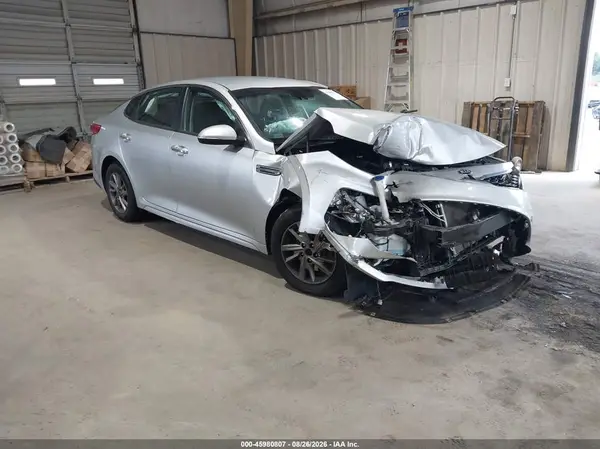 5XXGT4L37KG374383 2019 KIA OPTIMA - Image 1