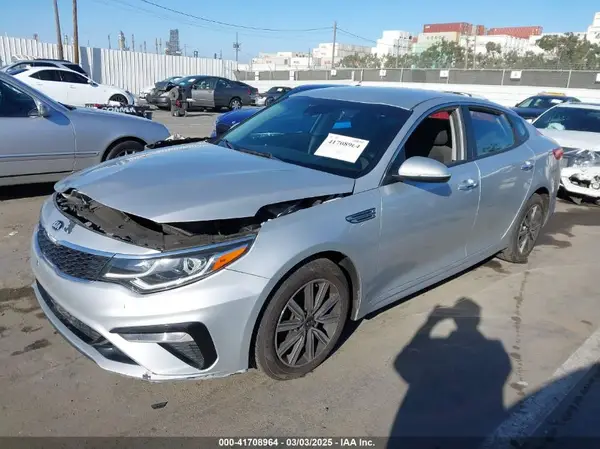 5XXGT4L37KG379860 2019 KIA OPTIMA - Image 2