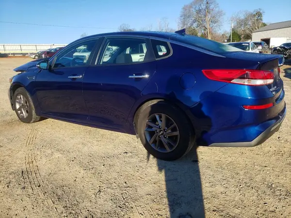 5XXGT4L37LG380556 2020 KIA OPTIMA - Image 2