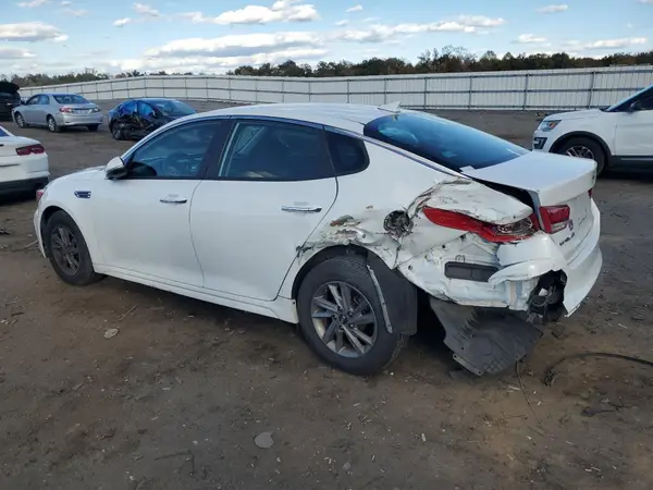 5XXGT4L37LG382338 2020 KIA OPTIMA - Image 2