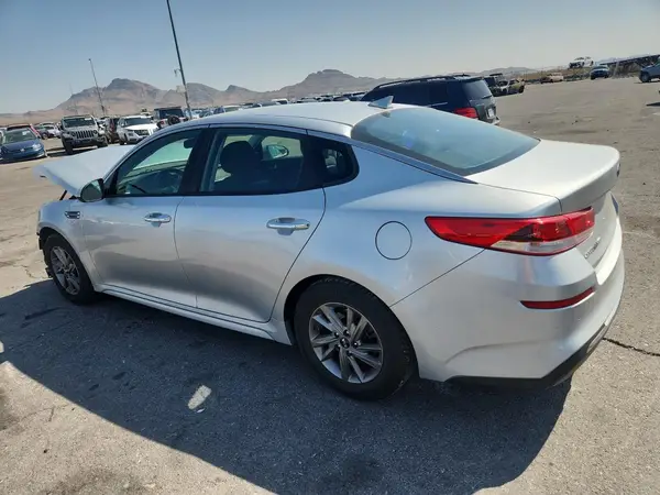 5XXGT4L37LG382582 2020 KIA OPTIMA - Image 2