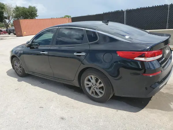 5XXGT4L37LG385174 2020 KIA OPTIMA - Image 2