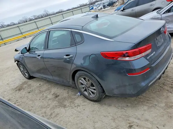 5XXGT4L37LG385286 2020 KIA OPTIMA - Image 2