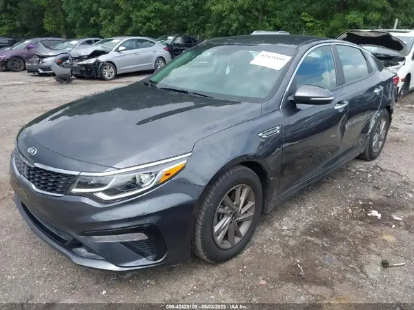 5XXGT4L37LG385708 2020 KIA OPTIMA - Image 2