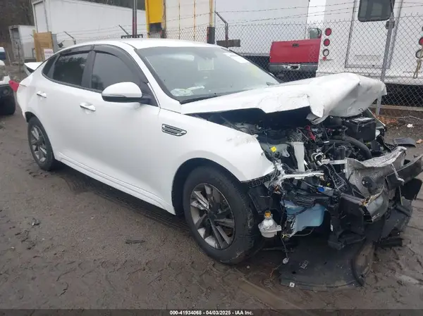 5XXGT4L37LG386597 2020 KIA OPTIMA - Image 1