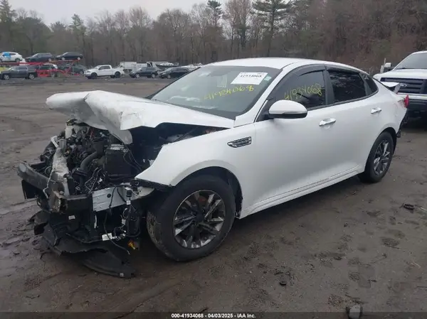 5XXGT4L37LG386597 2020 KIA OPTIMA - Image 2