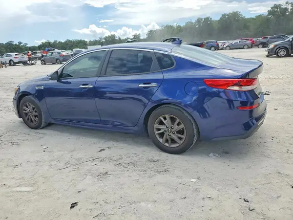 5XXGT4L37LG386910 2020 KIA OPTIMA - Image 2