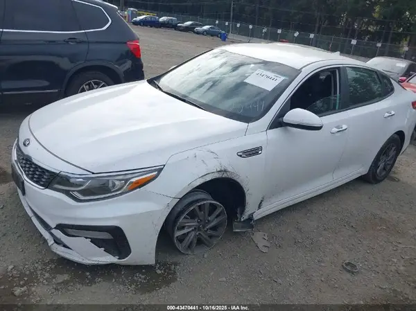 5XXGT4L37LG390441 2020 KIA OPTIMA - Image 2