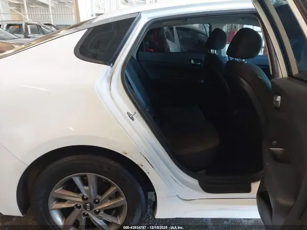 5XXGT4L37LG391850 2020 KIA OPTIMA - Image 8