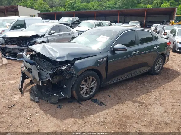 5XXGT4L37LG393517 2020 KIA OPTIMA - Image 2