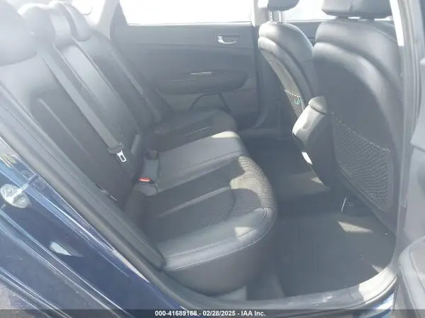 5XXGT4L37LG403219 2020 KIA OPTIMA - Image 8
