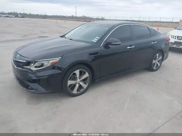 5XXGT4L37LG408131 2020 KIA OPTIMA - Image 2