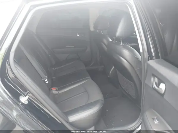 5XXGT4L37LG408131 2020 KIA OPTIMA - Image 8
