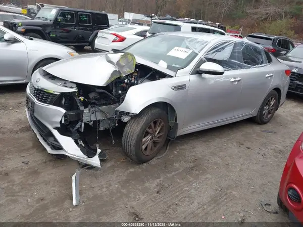 5XXGT4L37LG412468 2020 KIA OPTIMA - Image 2