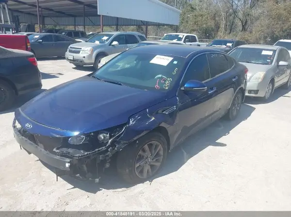 5XXGT4L37LG412602 2020 KIA OPTIMA - Image 2