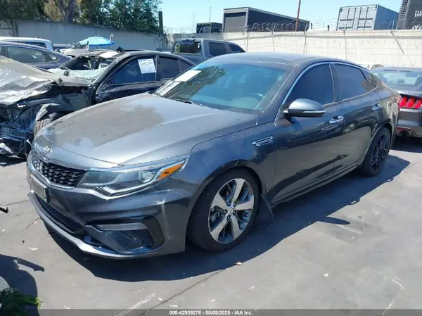 5XXGT4L37LG417086 2020 KIA OPTIMA - Image 2