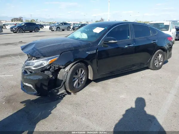5XXGT4L37LG418495 2020 KIA OPTIMA - Image 2