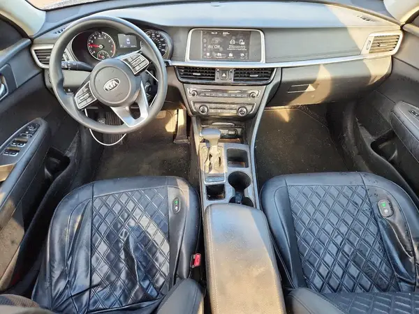 5XXGT4L37LG420585 2020 KIA OPTIMA - Image 8