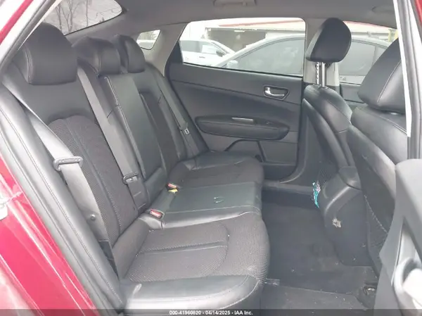 5XXGT4L37LG425981 2020 KIA OPTIMA - Image 8