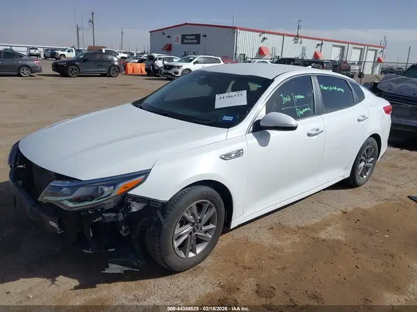 5XXGT4L37LG431487 2020 KIA OPTIMA - Image 2