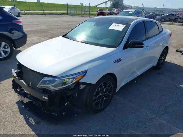 5XXGT4L37LG431490 2020 KIA OPTIMA - Image 2