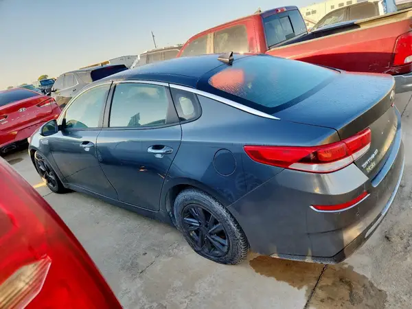 5XXGT4L37LG435555 2020 KIA OPTIMA - Image 2