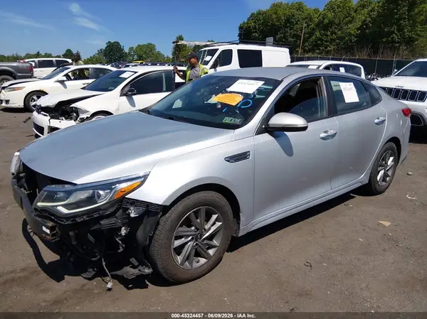 5XXGT4L37LG437550 2020 KIA OPTIMA - Image 2