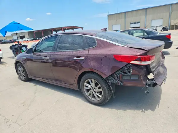 5XXGT4L37LG437564 2020 KIA OPTIMA - Image 2