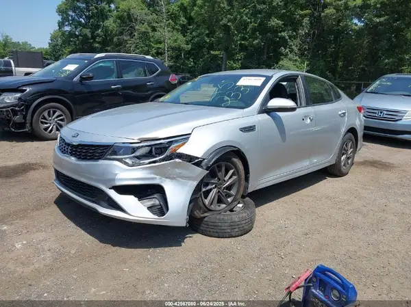5XXGT4L37LG441131 2020 KIA OPTIMA - Image 2