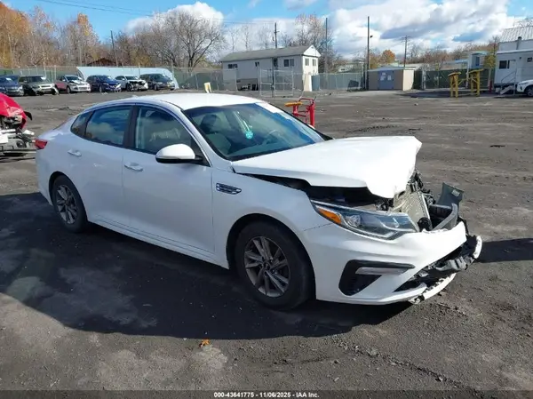 5XXGT4L37LG441565 2020 KIA OPTIMA - Image 1