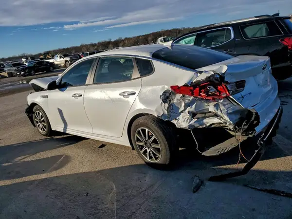 5XXGT4L37LG441856 2020 KIA OPTIMA - Image 2