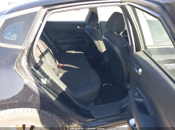 5XXGT4L37LG442330 2020 KIA OPTIMA - Image 8