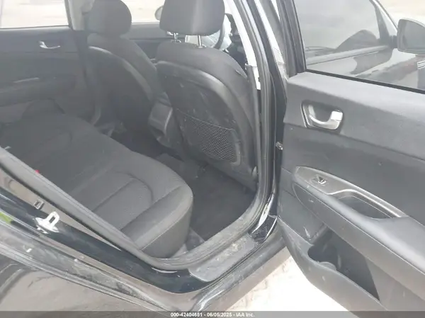 5XXGT4L37LG445597 2020 KIA OPTIMA - Image 8