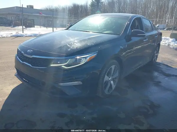 5XXGT4L37LG446376 2020 KIA OPTIMA - Image 2