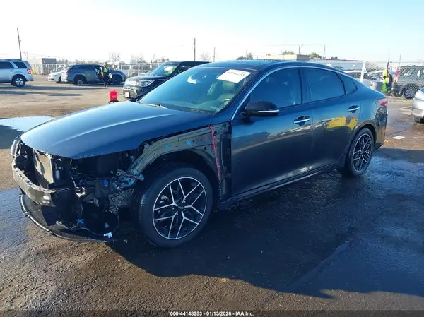 5XXGT4L37LG448984 2020 KIA OPTIMA - Image 2