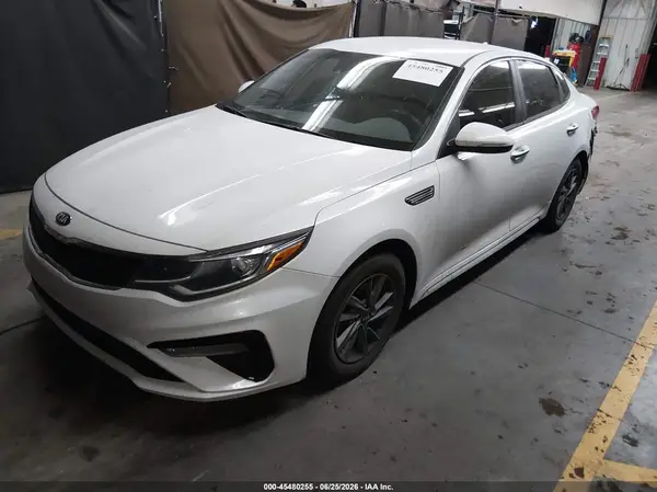 5XXGT4L37LG451920 2020 KIA OPTIMA - Image 2