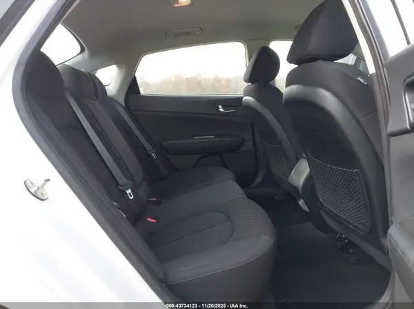 5XXGT4L37LG452033 2020 KIA OPTIMA - Image 8