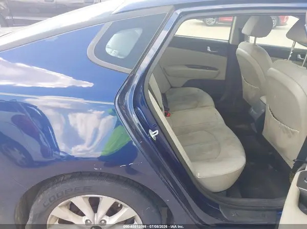 5XXGT4L38GG008679 2016 KIA OPTIMA - Image 8