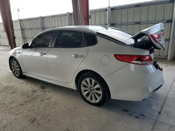 5XXGT4L38GG008889 2016 KIA OPTIMA - Image 2