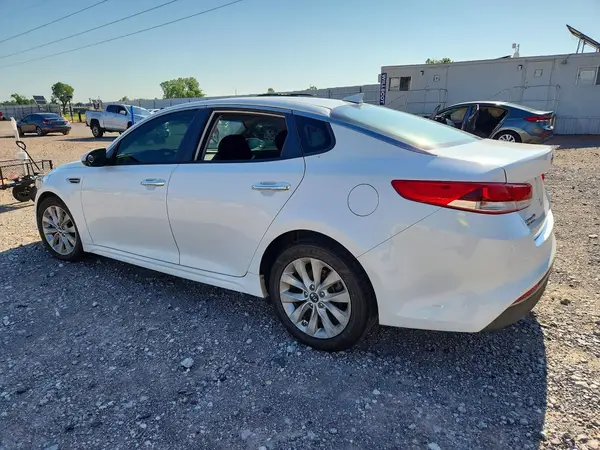 5XXGT4L38GG017592 2016 KIA OPTIMA - Image 2