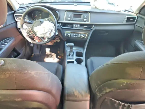 5XXGT4L38GG018905 2016 KIA OPTIMA - Image 8