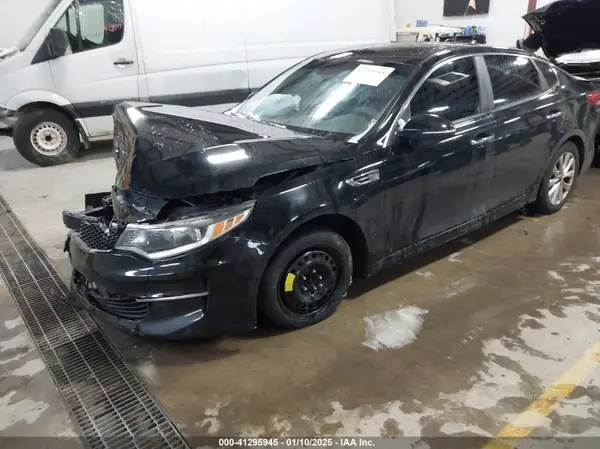5XXGT4L38GG020623 2016 KIA OPTIMA - Image 2